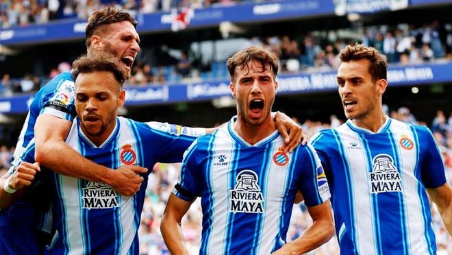 把球接住 把球接住